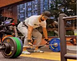 He is a fitness freak and exercises regularly which is the reason for his good physique.